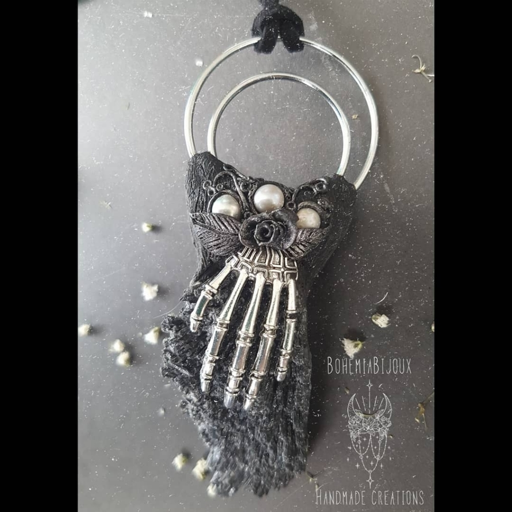 Handmade crystal necklace